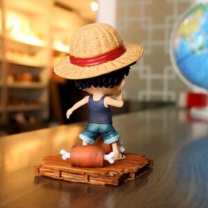 Mô Hình Luffy Hồi Nhỏ, Mặt Vui Nhộn Với Khúc Thịt Cao 15cm - Mô Hình One Piece