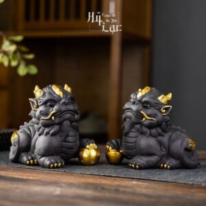 Cặp Tượng Tỳ Hưu Gốm Tử Sa Mang Lại May Mắn, Tài Lộc